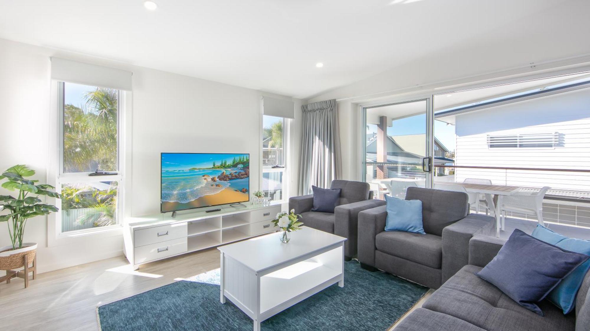 Moby Dick Waterfront Resort Motel Yamba Dış mekan fotoğraf